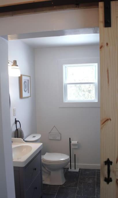 Holiday home Private With Huge Private Dog Park! *