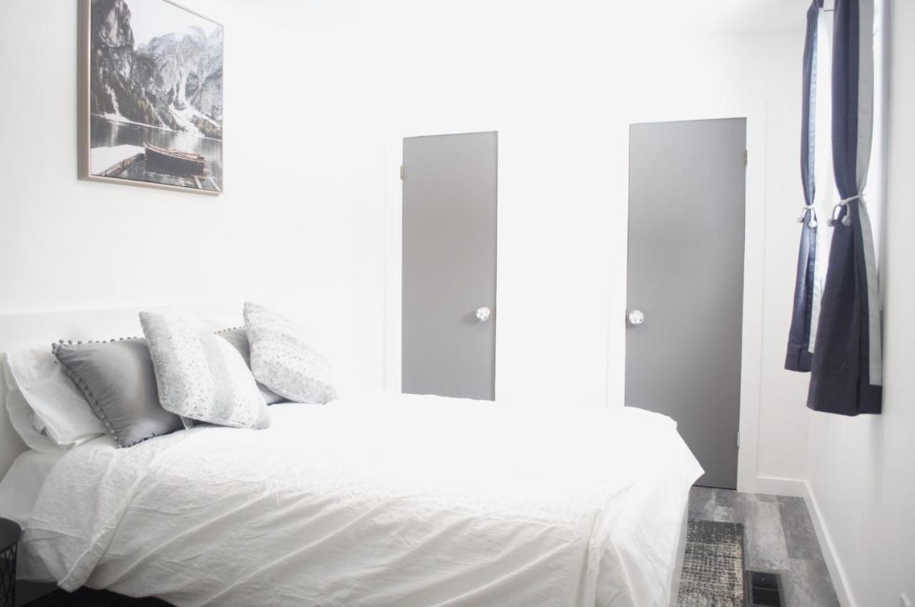 Private With Huge Private Dog Park!