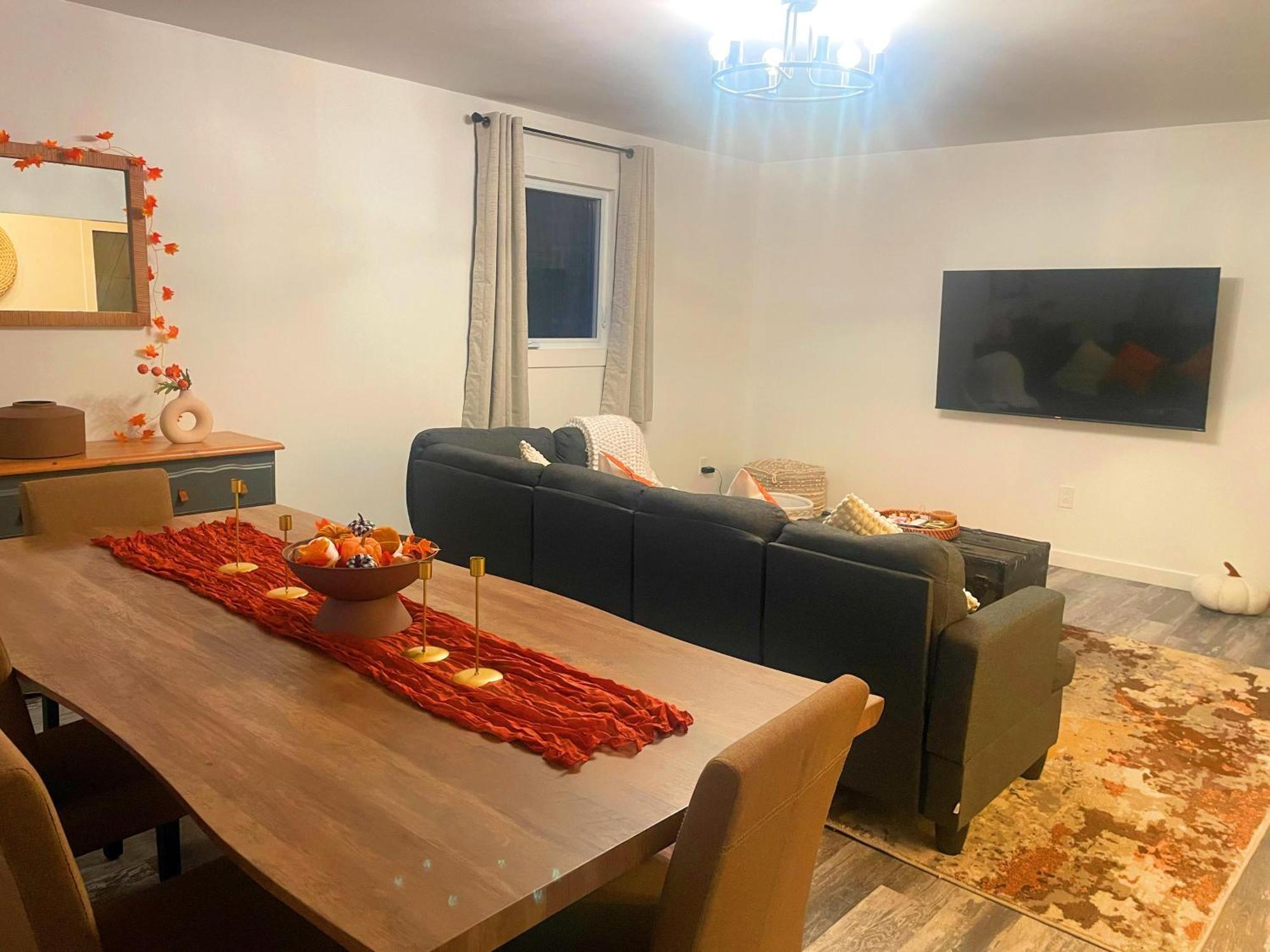 Private With Huge Private Dog Park! Holiday home *